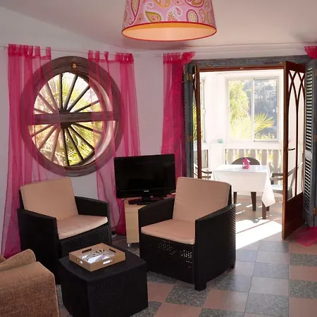 La Casa Turquesa-original * Frigiliana